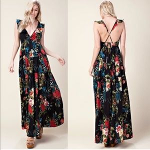 Beautiful Floral Maxi Dress Black